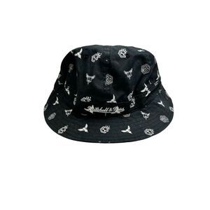 Mitchell & Ness Men's Black Charlotte Hornets Bell Bucket‎ Hat One Size NBA